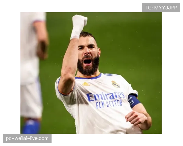 本泽马金球含金量争议：个人数据与团队荣誉的权重之争